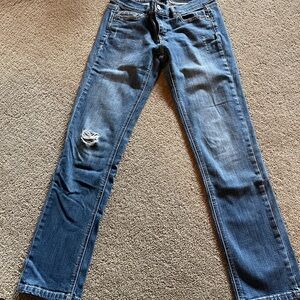 White House Black Mkt Size 4R Med. Wash Slim Ankle Distressed Embellished Jeans